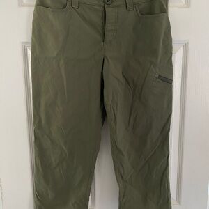 Eddie Bauer Women’s Hiking Capris Size 8